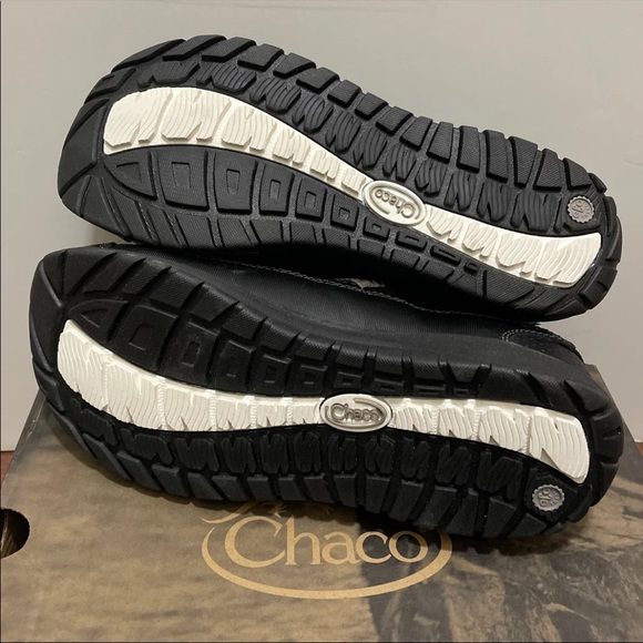 New Chaco Big Kids Odyssey Black Sandals - Picture 6 of 7